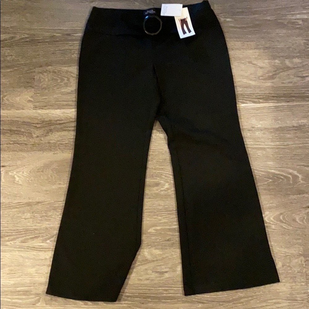 Bootcut leg pants